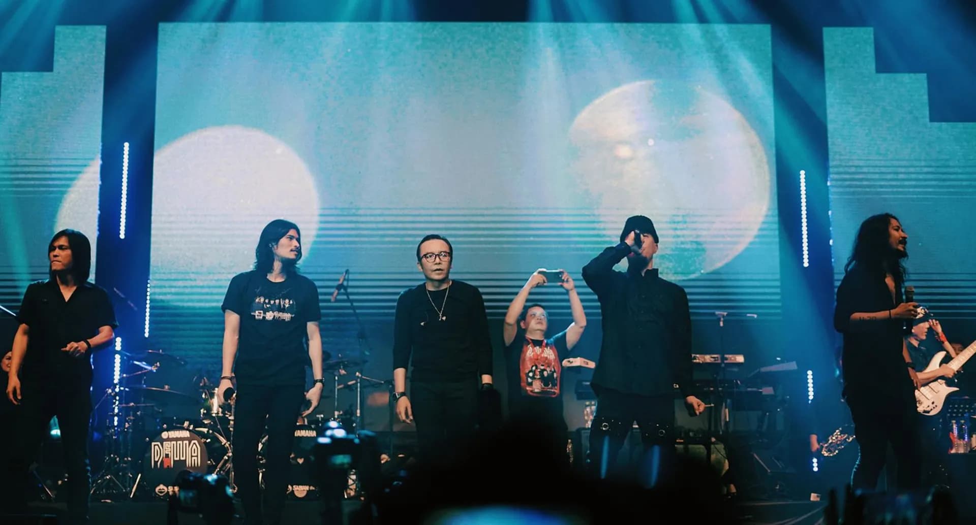 Dewa 19 30th Anniversary Concert 2023 - image 1